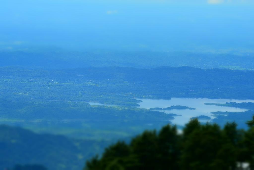 Alps Resort Далхаузи Экстерьер фото