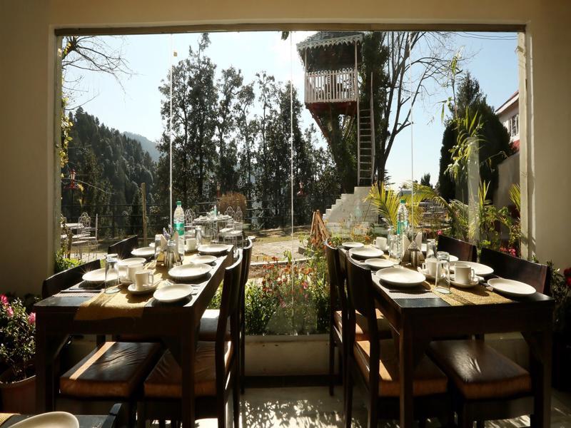 Alps Resort Далхаузи Экстерьер фото